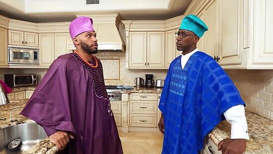 Жена вместе с дочкой ебется с молодым белым фотографом